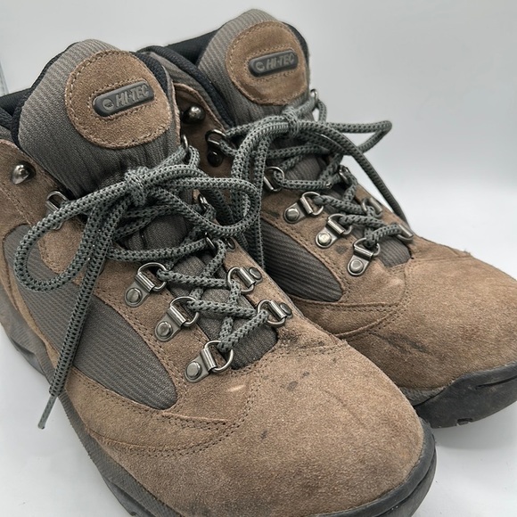Hi-Tec men’s tan and green hiking boots, size 10 - Picture 1 of 7